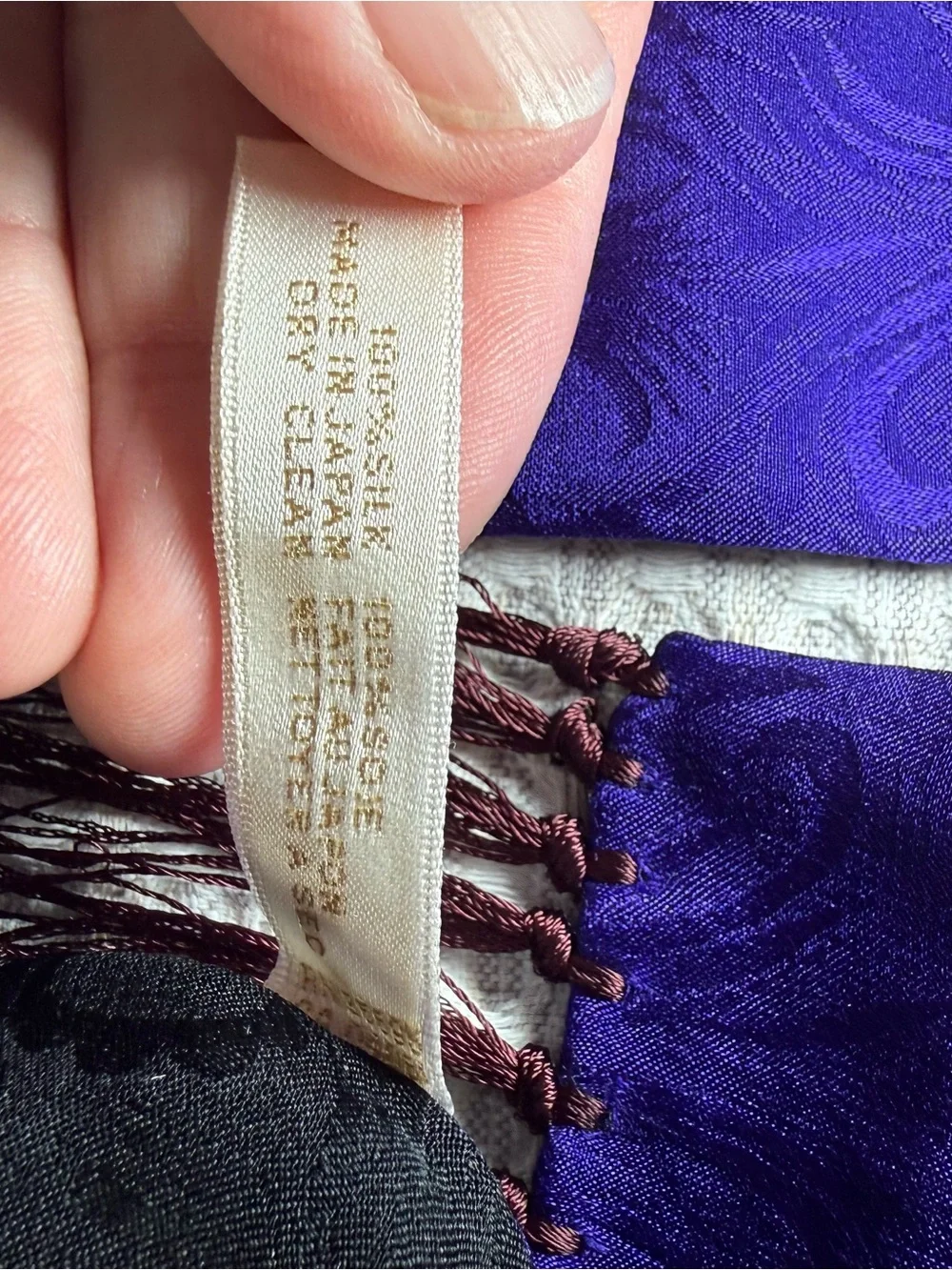 Perry Ellis Vintage 100% Silk Scarf Wrap Stole Grannycore Black Purple Oblong